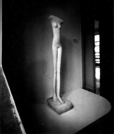 Sculpture_de_Giacometti.jpg